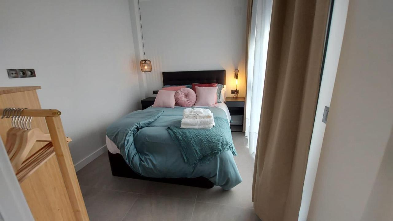 Love Rent4 Malaga City ภายนอก รูปภาพ