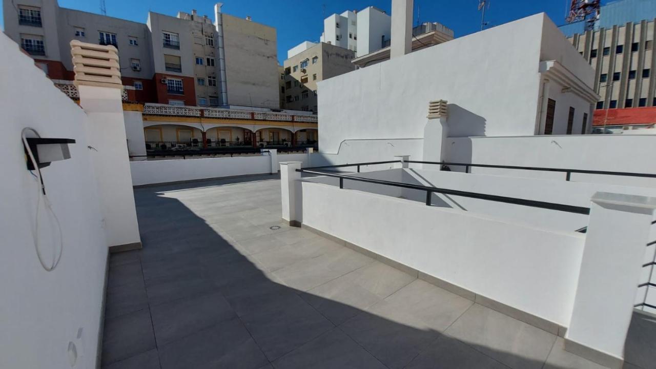 Love Rent4 Malaga City ภายนอก รูปภาพ