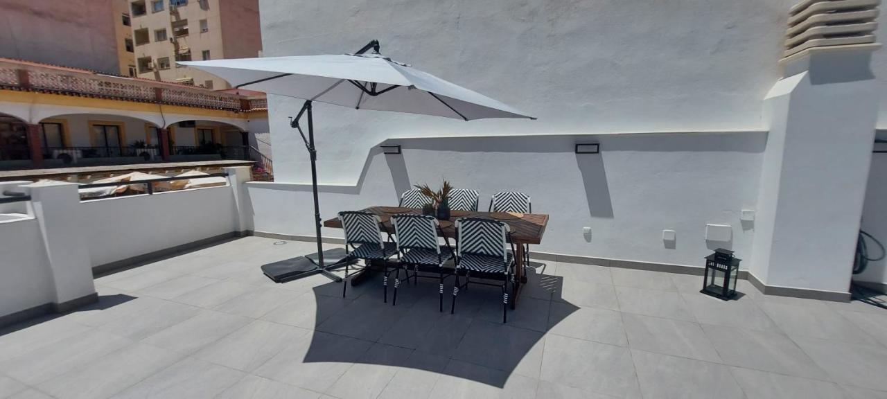 Love Rent4 Malaga City ภายนอก รูปภาพ